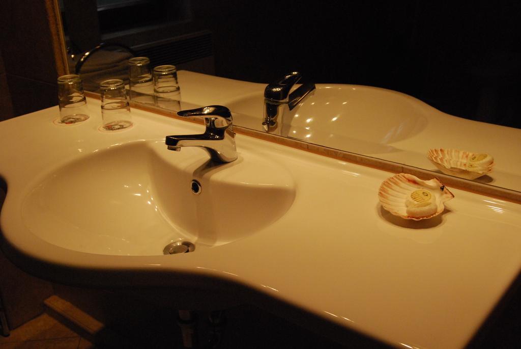 Boroka Apartmanhazak - Oereghaz Velem Room photo